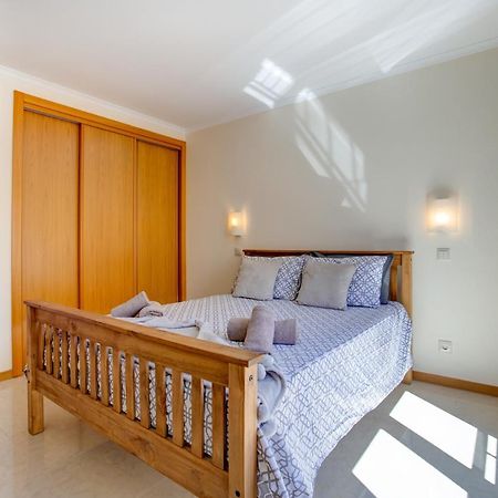 Two Bedroom Apartment With Rooftop Pool In Alvor Exteriör bild