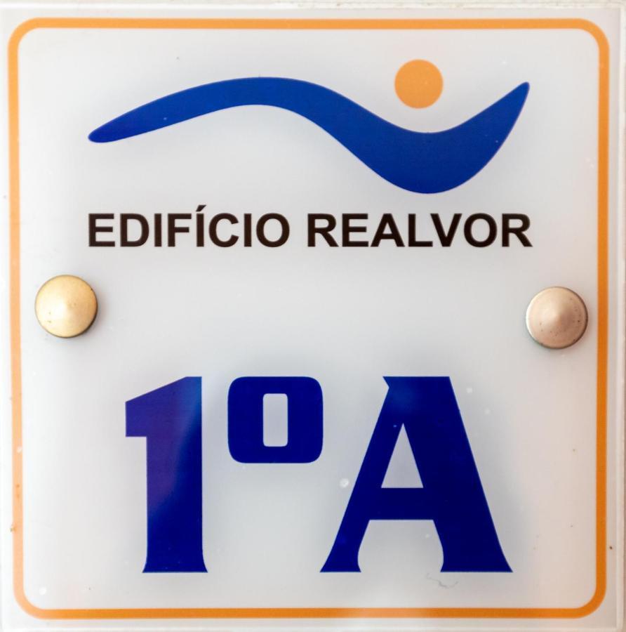 Two Bedroom Apartment With Rooftop Pool In Alvor Exteriör bild